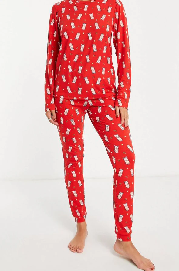 Loungeable Womens Pigs in Blankets Printed Long Sleeve Pyjama Set in Red