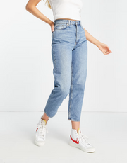Monki Womens Taiki High Waist Mom Jeans in Light Blue In Blue