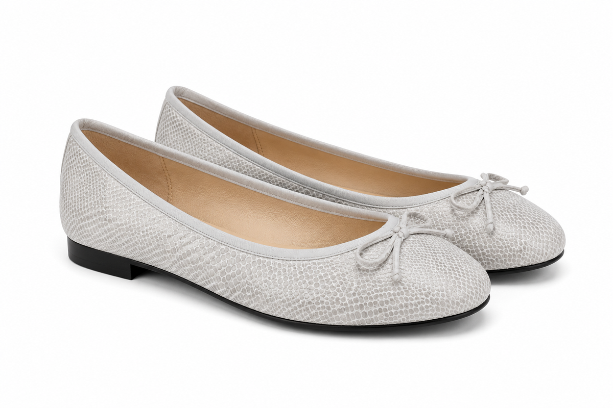 French Sole Womens Maddox Croc Embossed Leather Ballet Pumps in Light Grey