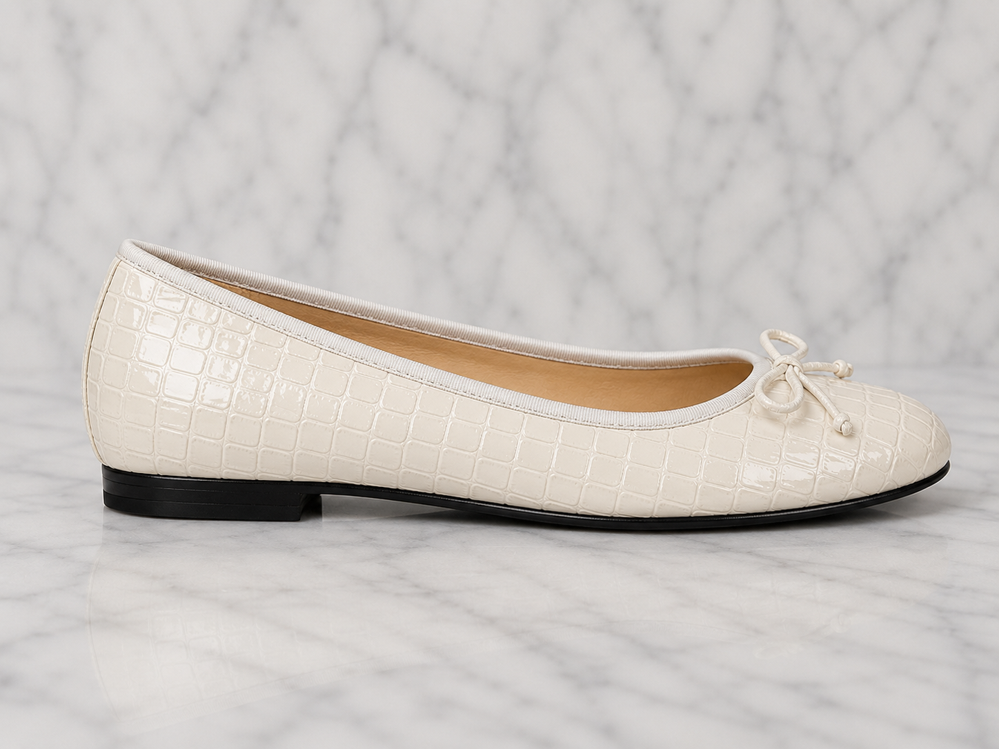 French Sole Womens Maddox Croc Embossed Leather Ballet Pumps in White