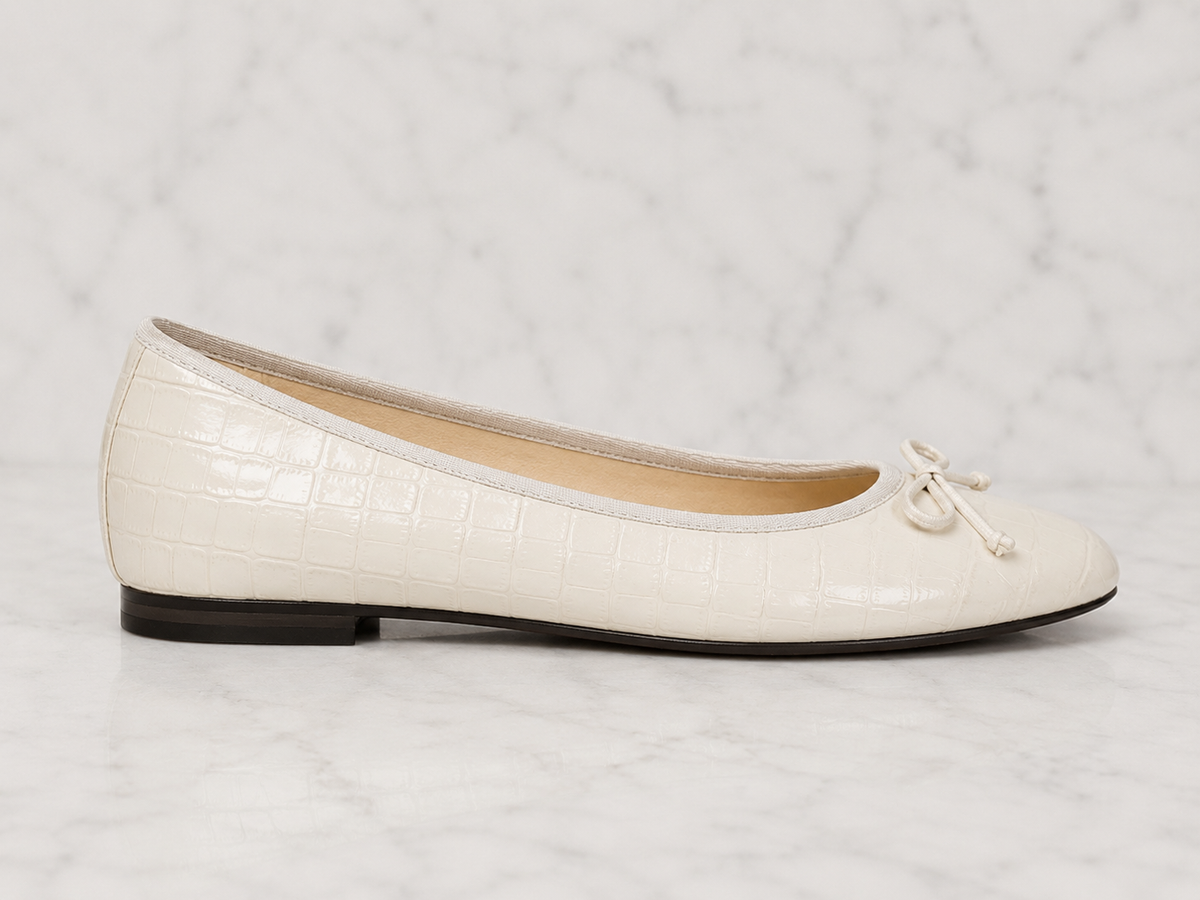 French Sole Womens Maddox Croc Embossed Leather Ballet Pumps in Off White
