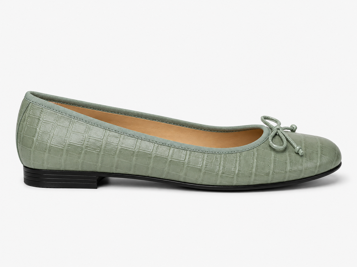 French Sole Womens Maddox Croc Embossed Leather Ballet Pumps in Light Green
