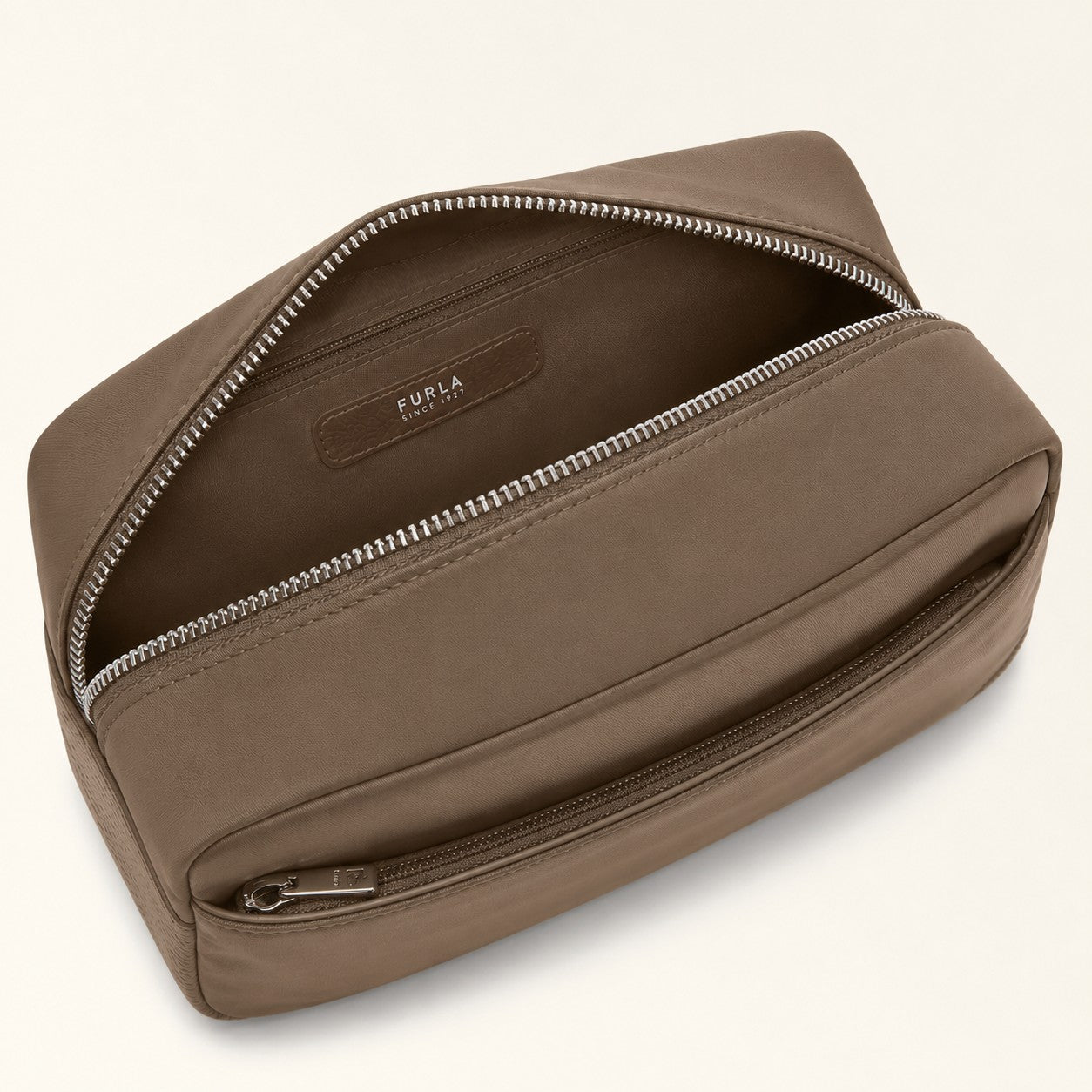 MAN COSMO TOILETRY CASE IN MOKA