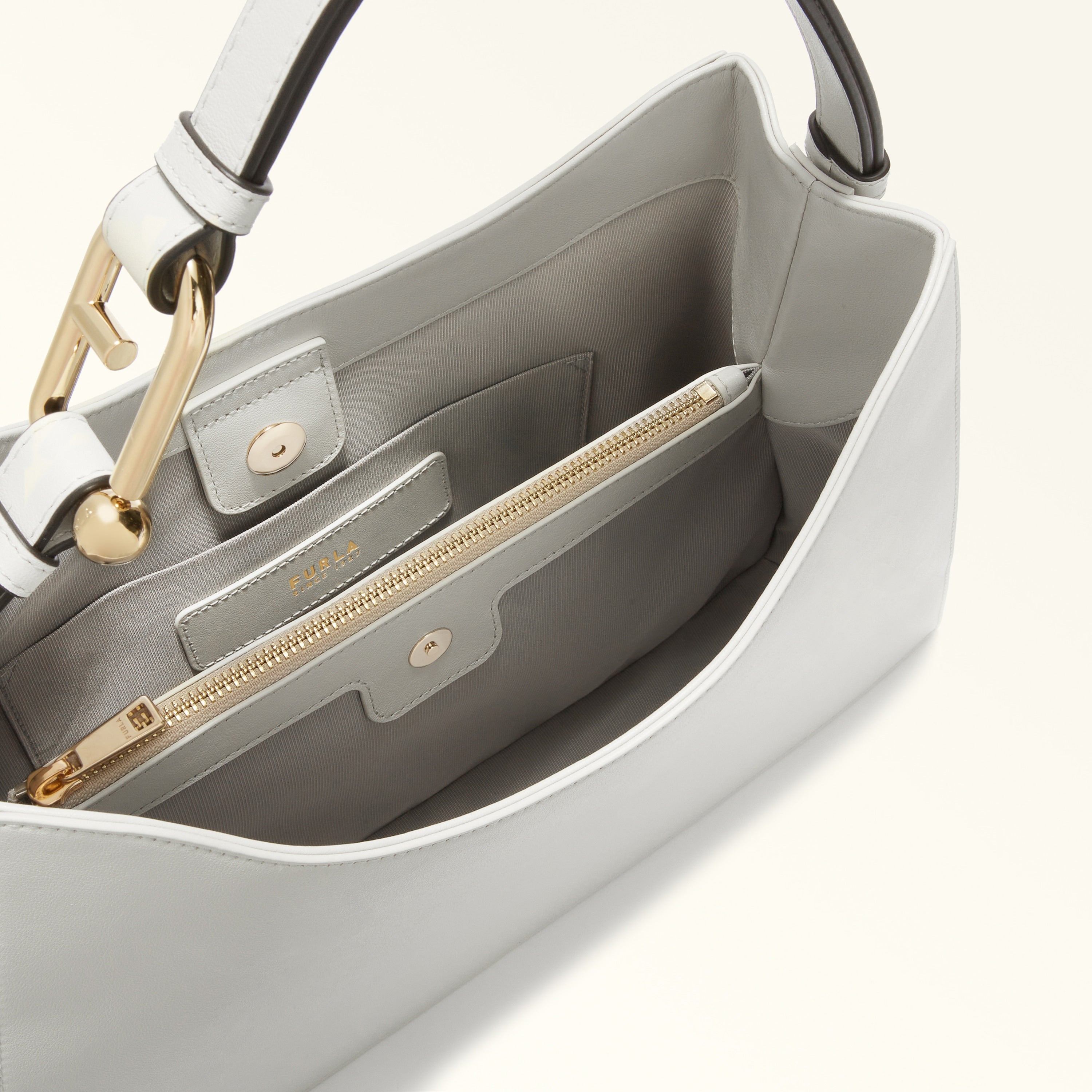 FURLA NUVOLA L HOBO IN MARSHMALLOW