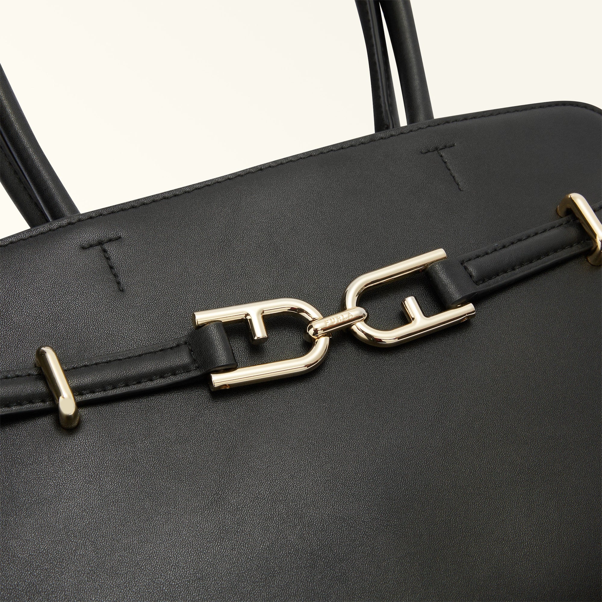 METI M TOTE E/W IN BLACK