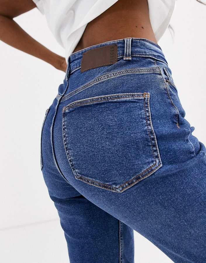Pieces Kesia High Waist Mom Jean In Blue