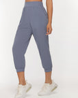 Lorna Jane Launch Active 7/8 Track Bottom in Powder Grey