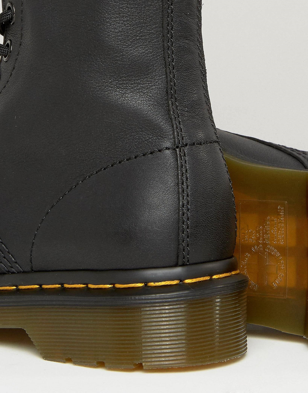 dr martens 1460 pascal 8 eye boot