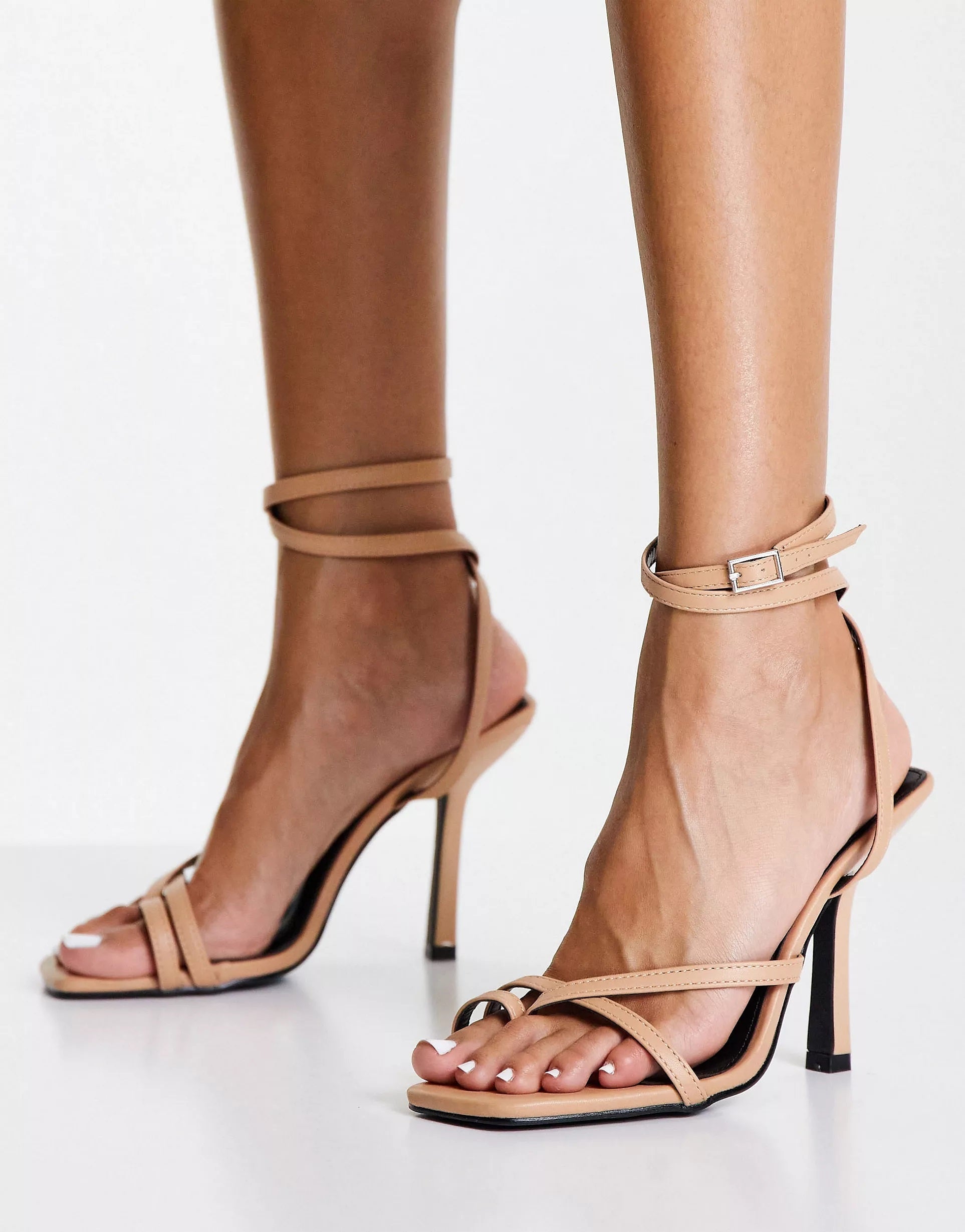 Wide width best sale tan heels