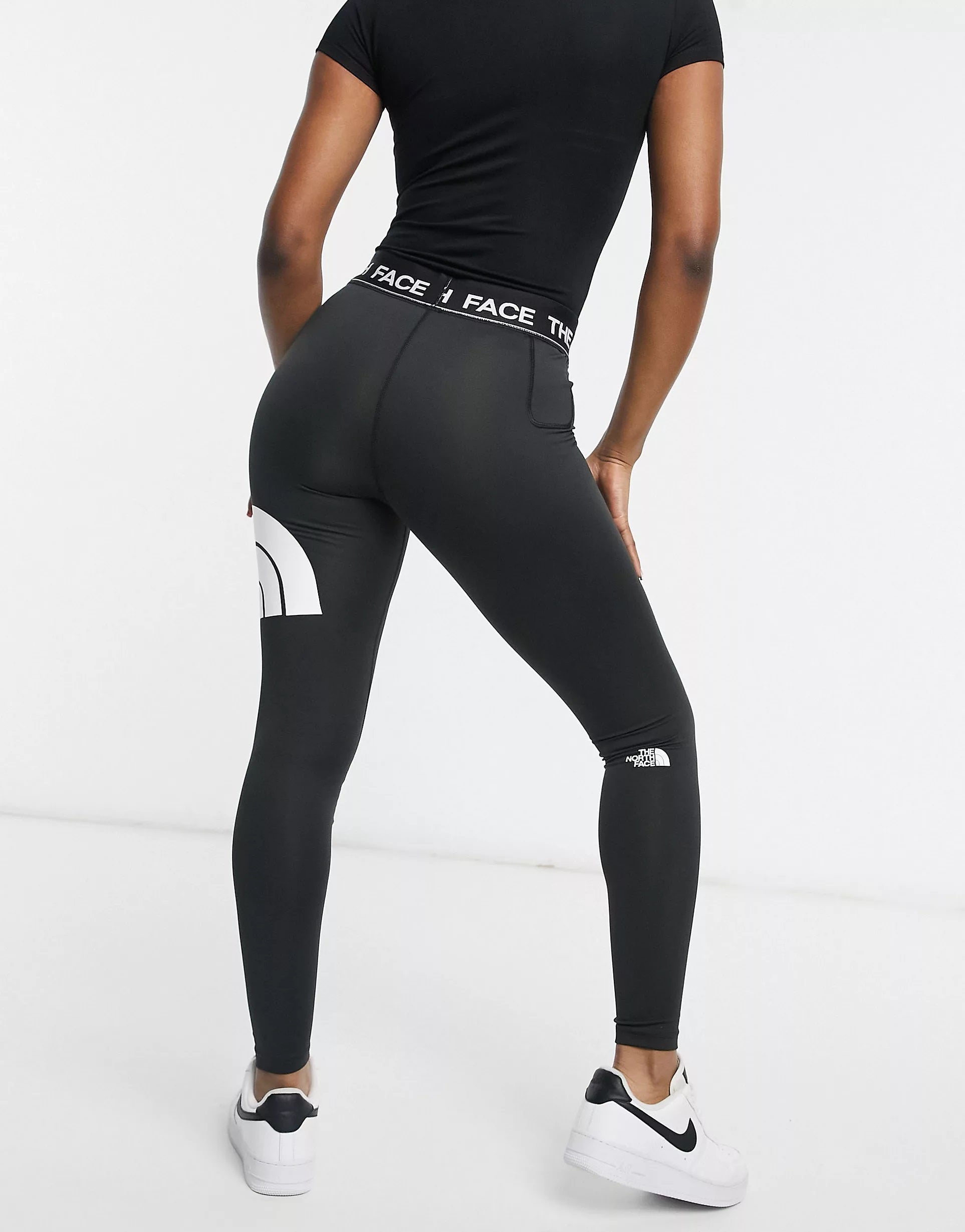 The North Face Womens Training Flex Mid Rise Leggings In Black