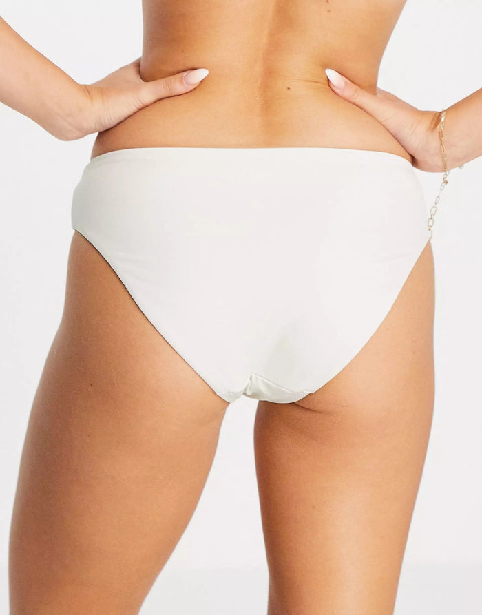 Weekday Womens Ava Bikini Briefs In Off White