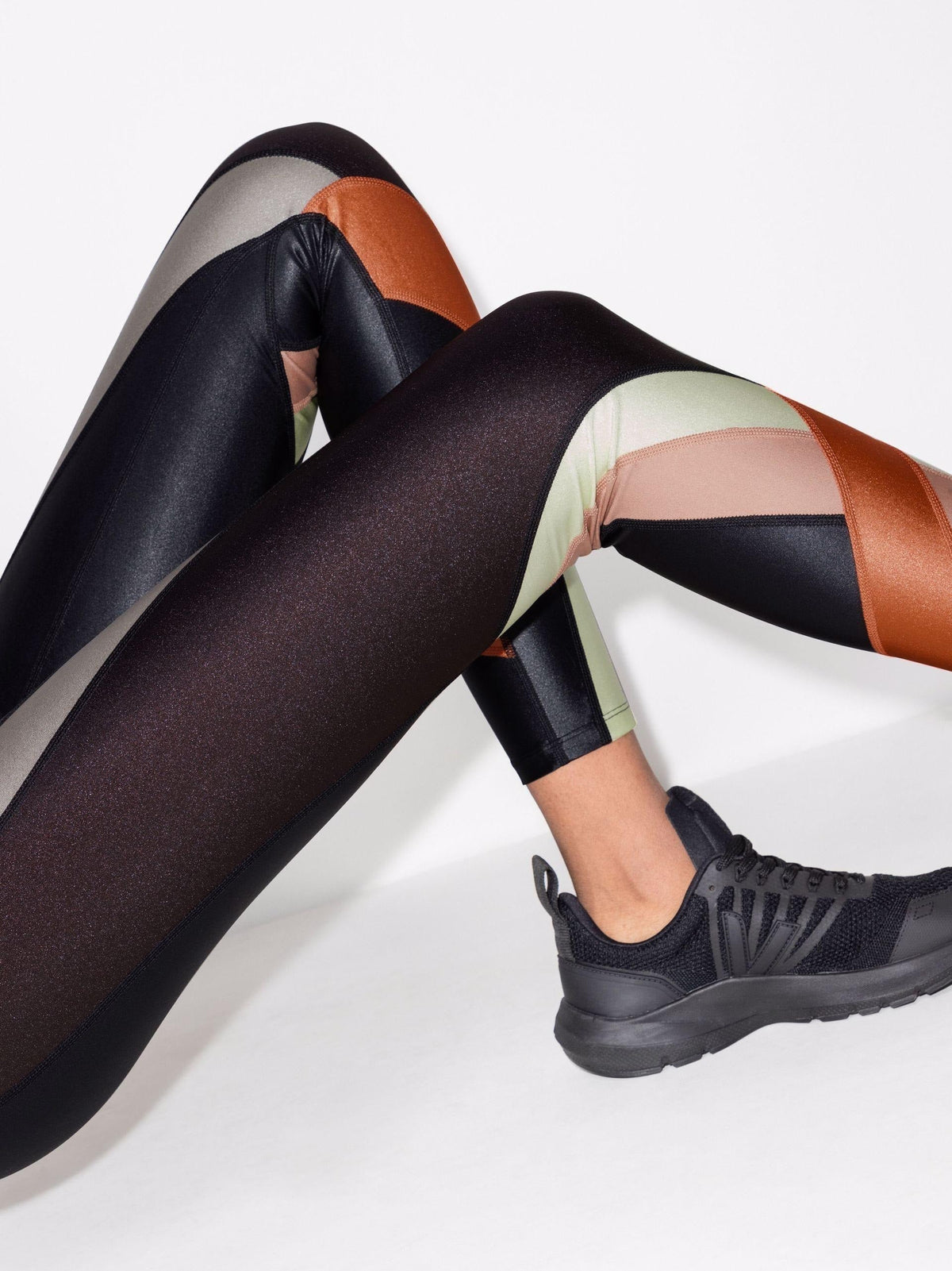 PE Nation Womens Superstar Legging in Black