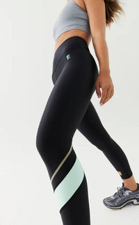 PE Nation Womens Upward Legging in Black