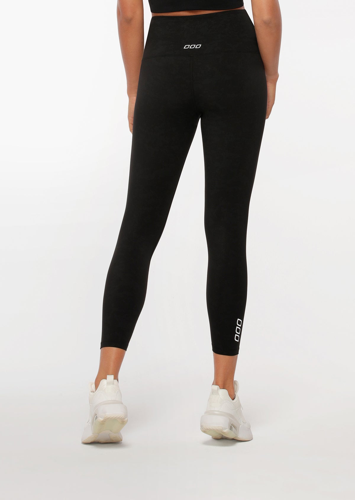 Lorna Jane Graceful Ankle Biter Leggings in Black