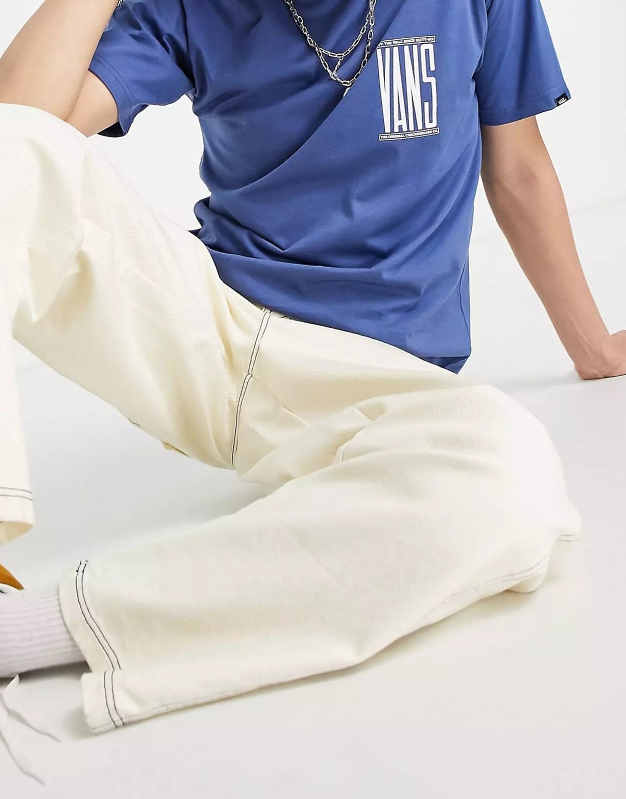 Mens Vans Type Stretch Back Print T-Shirt in Navy