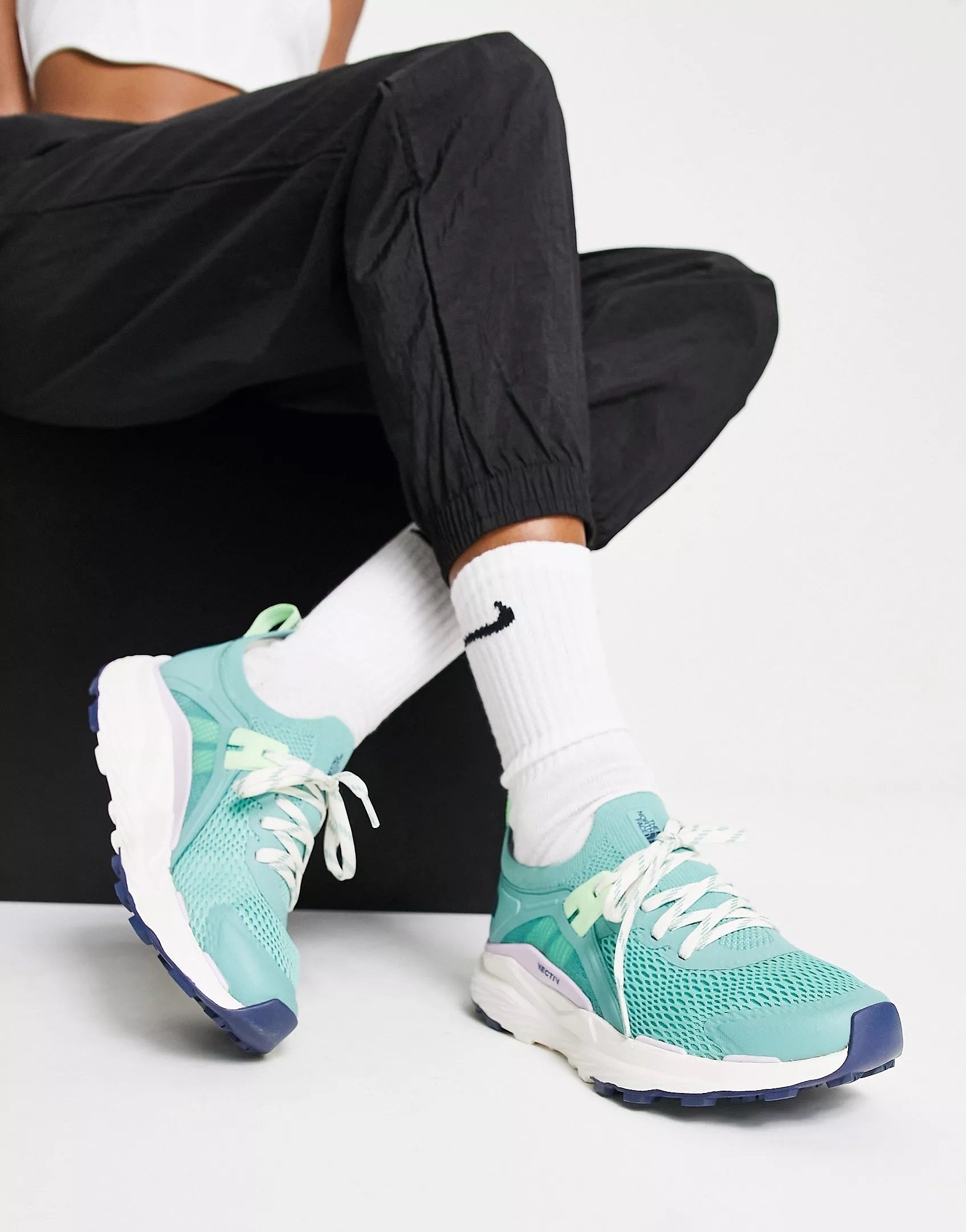 The North Face Women's Vectiv Hypnum - MetroShoe Warehouse