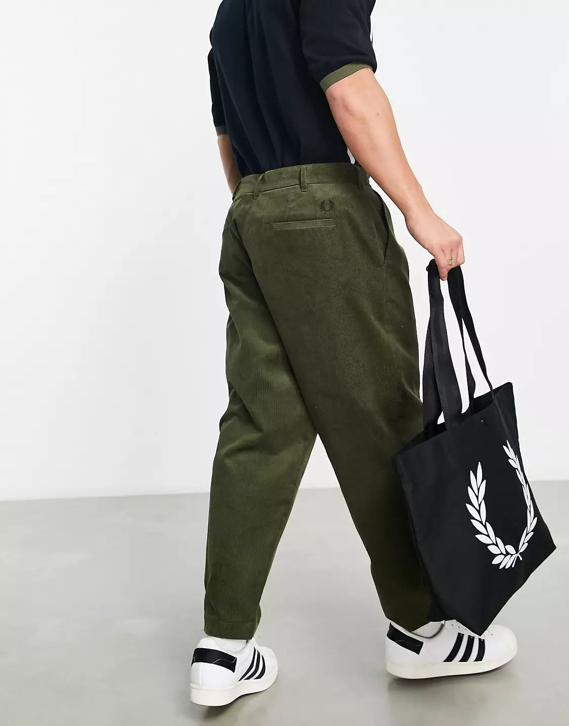 Fred perry joggers online sale