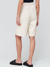 Womens Jakke Vegan Leather Bella Shorts in Cream