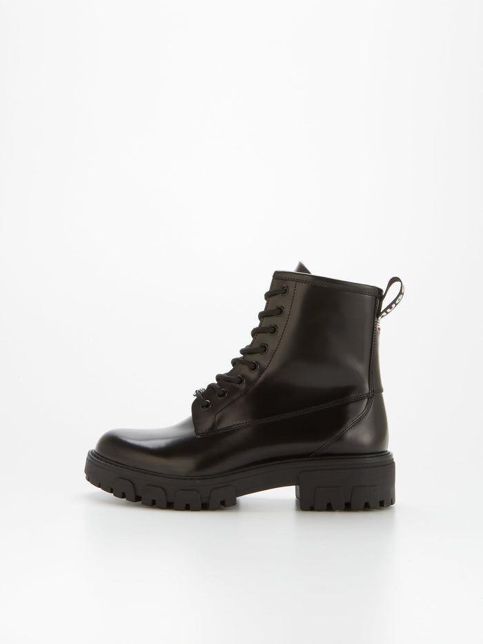 Womens Hugo Boots in Black